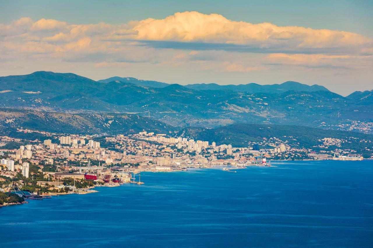 Apartment Panorama Opatija 마툴지 외부 사진
