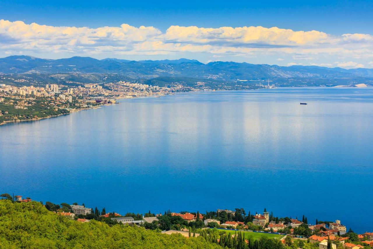 Apartment Panorama Opatija 마툴지 외부 사진